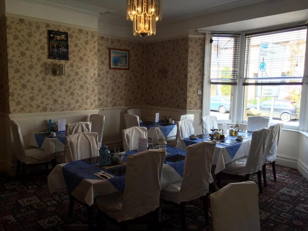 The Pines Guest Accommodation Chippenham  Bagian luar foto